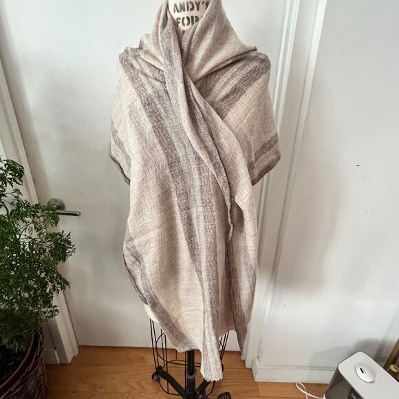 100% Cashmere Scarf/Wrap Handmade in Nepal - Picture 1 of 5
